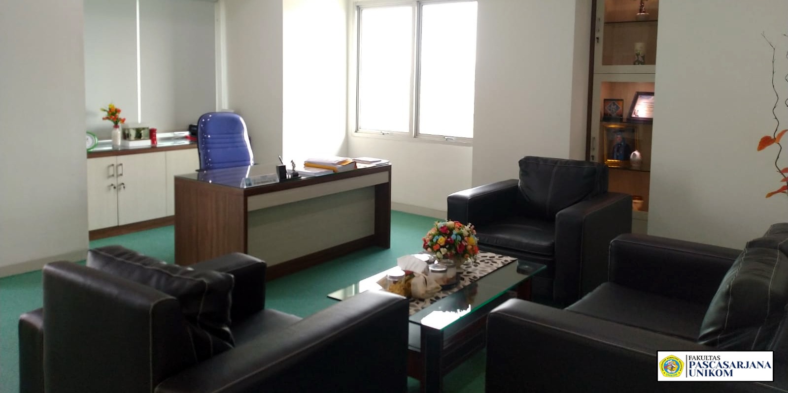 RUANG DEKAN COMPRESS