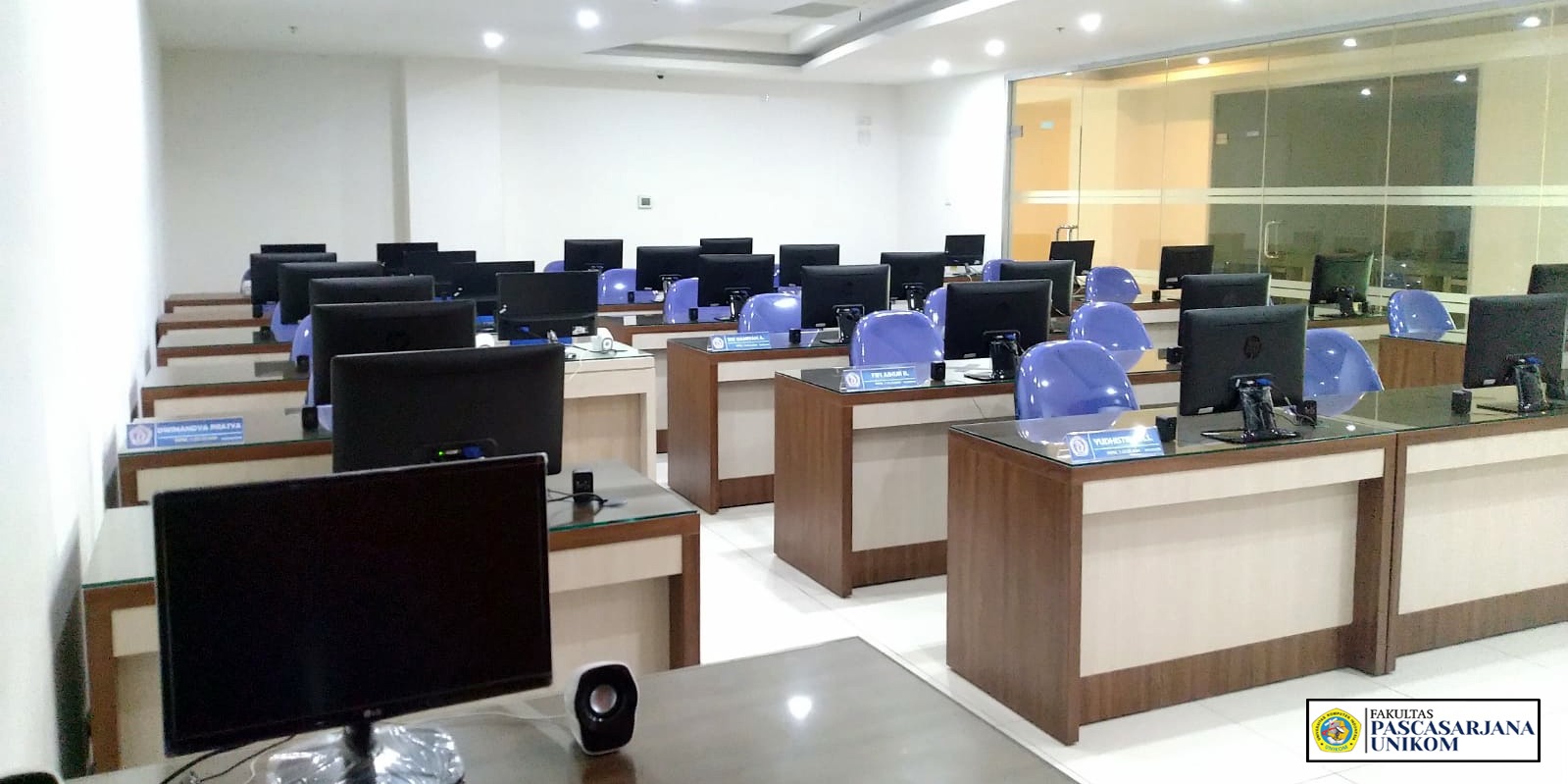 RUANG LABKOM COMPRESS 02